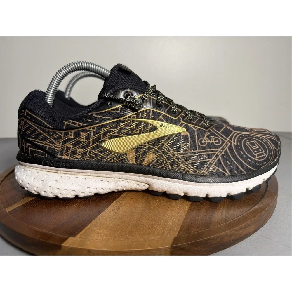 Brooks Ghost 12 NYC Marathon Women's 9.5 Black Gold Limited Edition 1203051B026